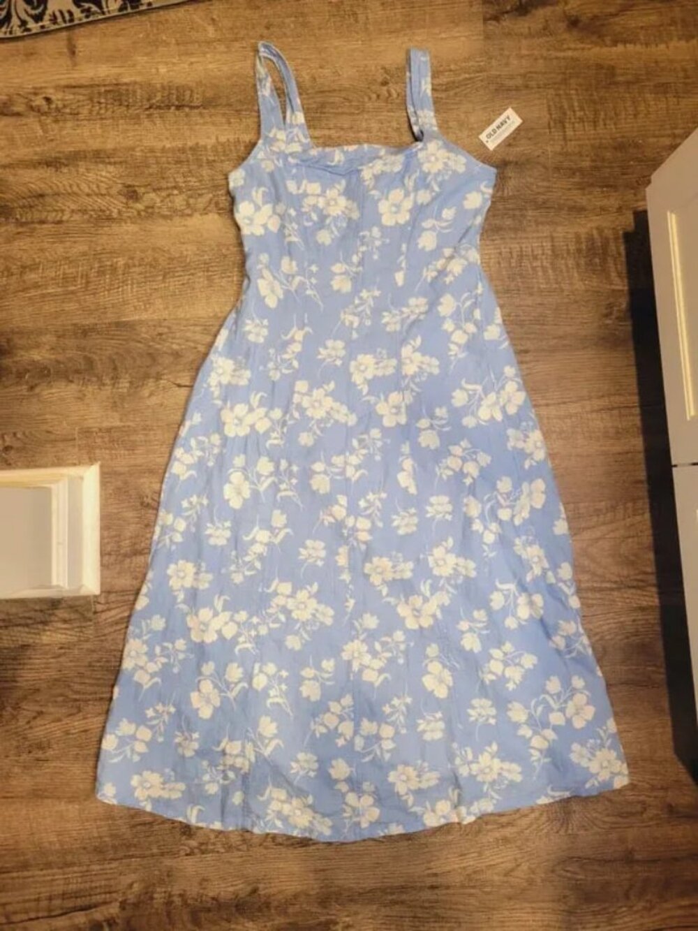 Light Blue Floral Fit & Flare Midi Dress – Women’s XS / US 2